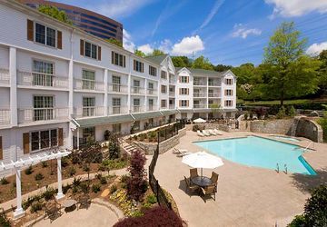 Indigo Atlanta Vinings Hotel Exterior photo